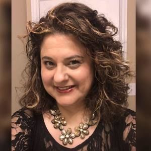 Meet your Posher, Angela